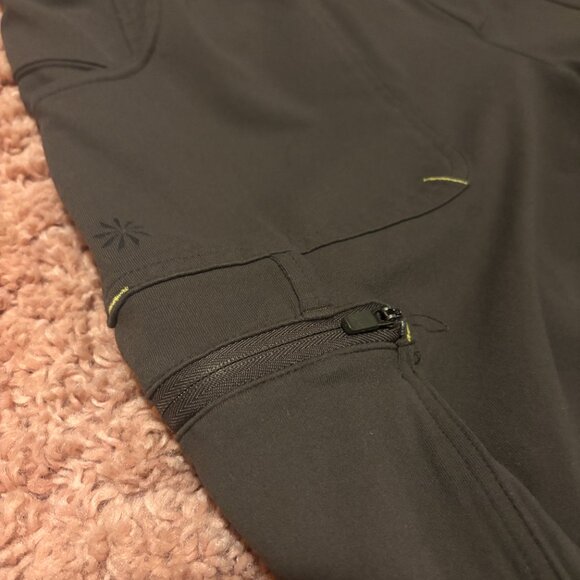 Athleta Womens Large North Peak Cargo Pants Green Olive Stretch Yoga Workout Gym - Picture 7 of 13